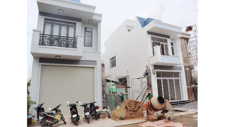 Bán nhà hoàn công thiết kế 1 trệt 2 lầu, diện tích 100m2 ngay mặt tiền Nguyễn Thị Tồn , Cổng sau cty Pouchen Bửu Hoà.