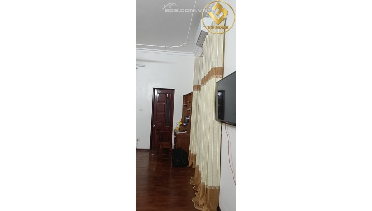 MN552. V3 HOME CHO THUÊ NHÀ MẶT NGÕ HẠ ĐOẠN 3 SÂN VƯỜN 200M2 3 NGỦ FULL ĐỒ