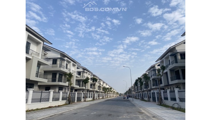 Bán nhanh căn BTSL ngay sát Ninh Hiệp lời ngay khi mua, đi lại thuận lợi tại dự án Centa Riverside