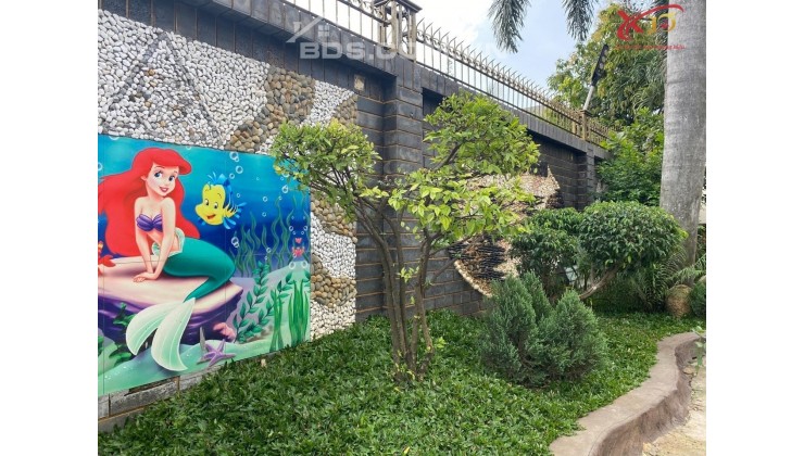 Bán Biệt Thự Phường An Hòa,Biên Hòa,Đồng Nai có hồ bơi  tràn 1000m2 giá giảm còn 15tỷ5 .