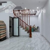 Bán nhà ở ngay Hoàng Mai 45m,  4 tầng, mt 4.4m, giá 4.8 tỷ