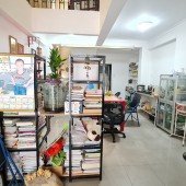 Cần bán gấp nhà 4 tầng Trần Hưng Đạo p2q5, hẻm xe tải 15m ra mặt tiền giá chỉ 6.6 tỷ.