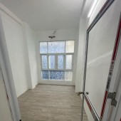 Bán nhà 2 tầng hẻm xe hơi 5m sát mặt tiền đường Cao Đạt p1q5 giá 4.9 tỷ.