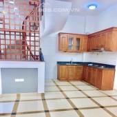 Bán nhà Hồ Tùng Mậu Cầu Giấy- Gần ô tô- SĐCC. Nhỉnh 4 t