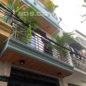Nhà ngay ngã ba Quang Trung-Tân Sơn, 3 tầng chỉ 2 tỷ 7, ở ngay đón tết