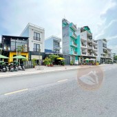 Cần bán lô đất Mặt Tiền Khu Dân Cư Nam Long, Quận 7