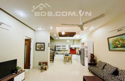 Bán nhà Nguyễn Chí Thanh 45m2 giá 5,1 tỷ, 1 nhà ra phố, cạnh Vincom