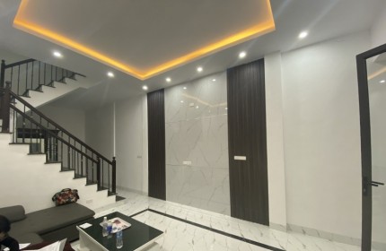 Hoàng Mai nhà mới đẹp – Full nội thất. 36m2 x 5T. Gía 3.7 tỷ.