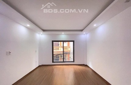 BÁN NHÀ TẬP THỂ PHỐ THÁI HÀ, QUẬN ĐỐNG ĐA, TẦNG 1, 30M2, 980 TRIỆU, LH 0915 130 26