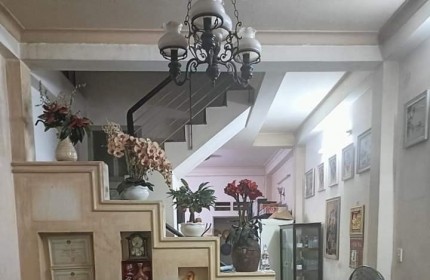 Bán nhà hẻm xe hơi Dương Bá Trạc p1q8 diện tích 60m2 chỉ 7.9 tỷ.