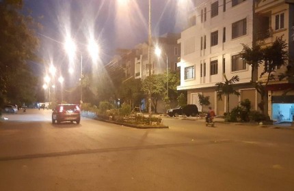 Chuyển nhượng nhà 4 tầng, xây độc lập tại Lô 9, Lê Hồng Phong, Hải An, Hải Phòng