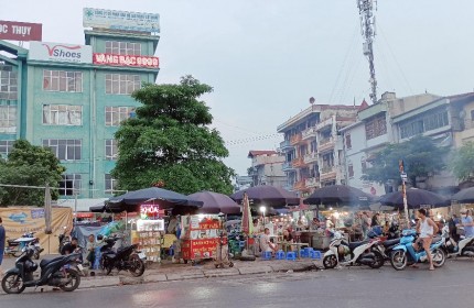 Nhà phố Ngọc Thụy, Long Biên, 46m. 5 tầng full nội thất. Ô tô vào nhà. 5,1 tỷ.