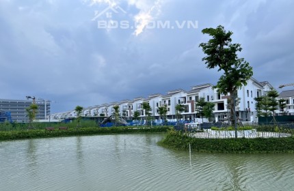 Căn biệt thự đơn lập 300m2, góc vườn hoa,  view công viên siêu hiếm tại VSIP TỪ SƠN , giá rẻ chỉ 75 triệu / 1m2, sổ hồng chính chủ