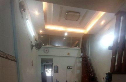 Bán Nhà CC Ba Vân, Tân Bình, 70m2, 2 Phòng Ngủ, Giá Rẻ