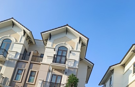 Hãy tham lam khi người khác sợ hãi, sở hữu ngay Villa 135m2 Centa Vsip