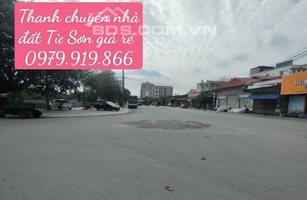 Biệt thư nhà vườn  4 tầng đẹp long lanh  đất  diện tích 400 m mặt tiền  20 m giá trên 4 tỷ 

Biệt thự diện tích 150 m 4 tầng mới xây khép kín