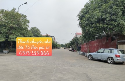 DIỆN TÍCH 360 M MẶT TIỀN 15 M  ĐƯỜNG 2 Ô TÔ TRÁNH NHAU GIÁ CHỈ 14 TRIỆU 1M  ngay cạnh khu phân lô BẢO LONG CITY  

VỊ TRÍ ĐẮC ĐỊA VÔ CÙNG , cạnh