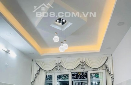 Chỉ 9 Tỷ Hơn Sỡ Hữu ngay căn nhà mặt Phố, 3 Tầng, 62m2, Tân Quy, Quận 7