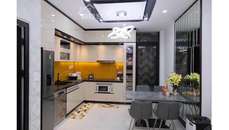 Trần Quang Cơ – Tân Phú- 4 tầng, 63m2 giá 5,95 tỷ