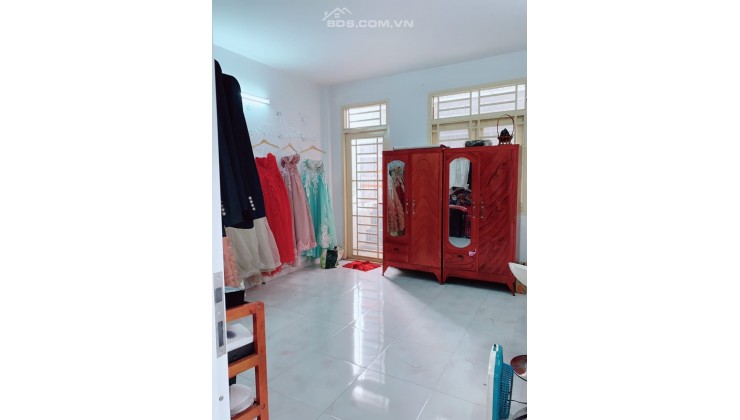 BÁN NHÀ MẶT TIỀN 20M, 10X22, 6 TẦNG. GIÁ 32 TỶ