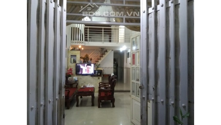 Bán nhà 2 TẦNG 4x15, HẺM XE HƠI 730 Huỳnh Tấn Phát, Quận 7, Giá chỉ 4  tỷ