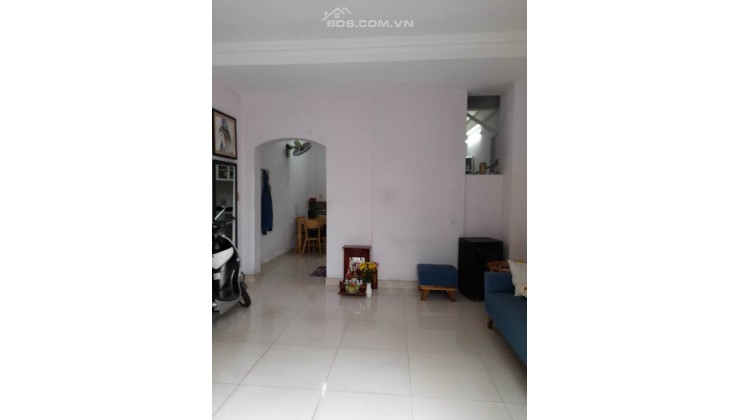 TÔI CHÍNH CHỦ BÁN NHÀ 3 LẦU HỂM 5M XE HƠI ĐẬU CỬA KHU VIP CƯ XÁ LỬ GIA Q11, GIÁ CHỈ CÓ 5.7 TỶ.