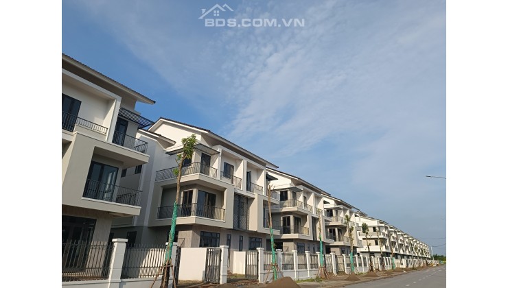 Bán gấp căn Villa 180m2 Centa Riverside trước tết.