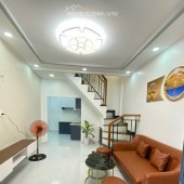 BÁM NHÀ ĐƯỜNG HỒNG BÀNG QUẬN 11. 
Ngay Cầu Vượt Cây Gõ  - Nhà Đẹp Vào Ở Ngay .

+ Nhà gần sát mặt tiền cách 20m 
+ Kết cấu 1 trệt 1 lầu 2 pn .
+
