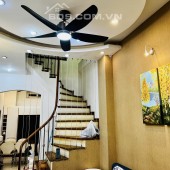 TRUNG TÂM NGÃ TƯ SỞ - NHÀ MỚI 5T GIÁ CHỈ 4xx tỷ