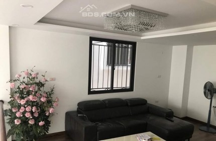 NHÀ ĐẸP Ở NGAY PHỐ NGỌC LÂM, Ô TÔ TRÁNH, NGÕ THÔNG NGUYỄN VĂN CỪ.