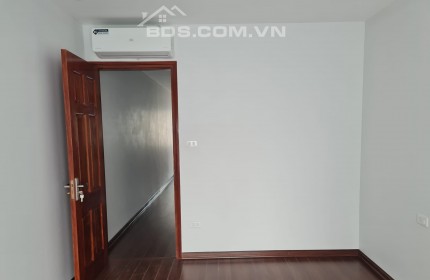 Bán Nhà Mới Xây Ngõ 366 Ngọc Thụy, Long Biên. Ô tô vào nhà, 43m2, 5 tầng, giá 6.45 tỷ