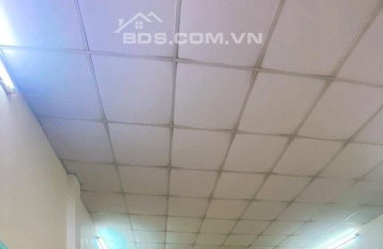 CHÍNH CHỦ BÁN LỖ NHÀ 150M2 VỀ QUÊ ĐƯỜNG NGÔ BỆ - NGUYỄN ĐỨC THUẬN GẦN CỘNG HÒA . LH0909484131