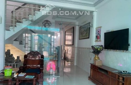 NHÀ ĐẸP 3 TẦNG DT VUÔNG VỨC 5X20M HXH LÂM VĂN BỀN, P. TÂN KIỂNG