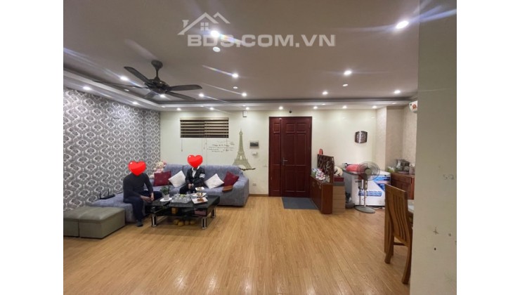 Bán chung cư Resco Phạn Văn Đồng, vị trí đẹp hiếm, 3 ngủ, 80 m2, 2.5 tỷ