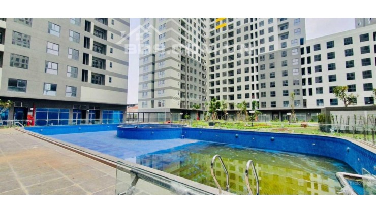 Cần bán gấp căn hộ ở ngay 52m2  Bcons Green View giá 1.4 tỷ bao toàn bộ thuế phí