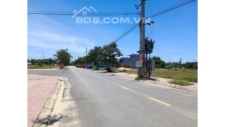 bán cắt lỗ 500tr lô đất Hội An,chợ mới Lai Nghi giá ngộp bank