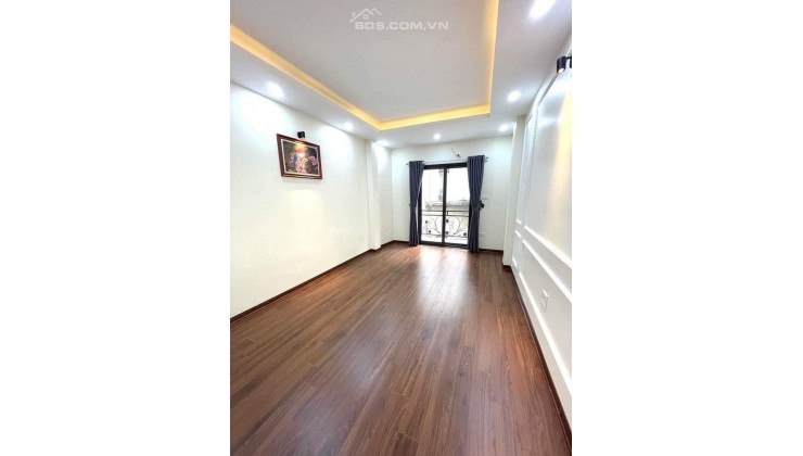 Bán nhà trong ngõ 145 Quan Nhân; 50m2;  5 tầng; MT 3.3m; Thanh xuân,  Hà nội