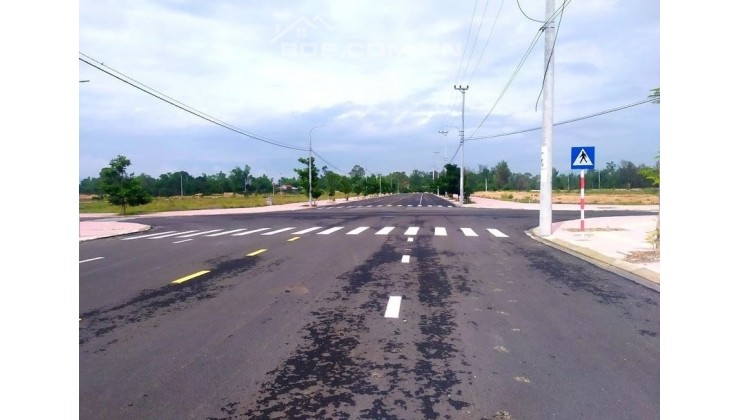 Sở hữu đất nền Hội An đường 7m5 sổ đỏ lâu dài, dân cư hiện hữu