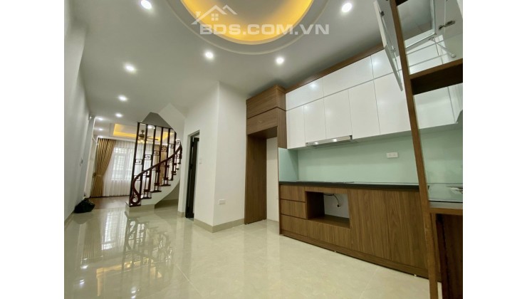 Bán nhà Lâm Hạ, Long Biên 5 tầng, 50m2, Ngõ ÔTÔ, Mới đẹp, Kinh Doanh tốt. 0357697691