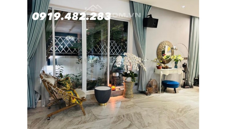 CHO THUÊ BIỆT THỰ SONG LẬP - VINHOMES RIVERSIDE - SIÊU ĐẸP - VÀO Ở NGAY Ạ - 45tr/ THÁNG - Xây dựng 82m2/ sàn - Anh chủ nhà hoàn thiện full đồ nhập Âu siêu đẹp