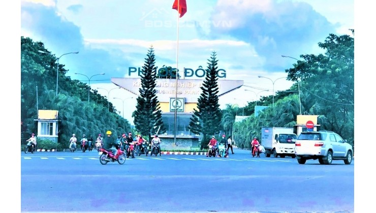 Trả Nợ Ngân Hàng Bán Gấp 1000m2 đất Thổ Cư tây Ninh,Sẵn Sổ,Gần Khu CN Phước Đông