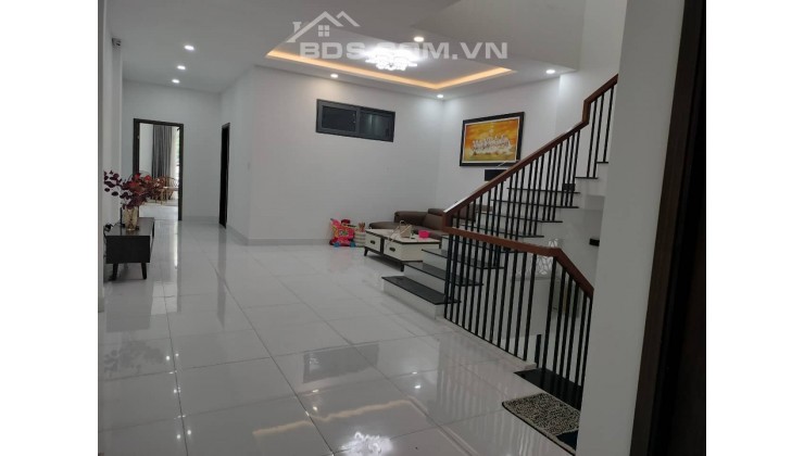 NHÀ MẶT TIỀN 7M, DT 432m2 ĐƯỜNG NÚI THÀNH, HẢI CHÂU ĐÀ NẴNG.