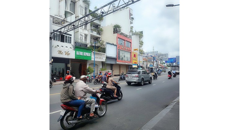 Bán nhà HXH Trương Định, Bến Thành, Quận 1: 4x12m - 3tầng cực đẹp - Gía chỉ 11 tỷ
