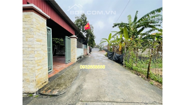 Bán đất 63.3m2 Xóm Đình, Nguyên Khê, 30m ra đường Lê Hữu Tựu, cạnh khu sân chơi, cây xanh