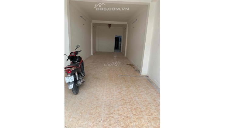 Cho thuê CHDV 217 Sư Vạn Hạnh, 2 mặt tiền trước sau