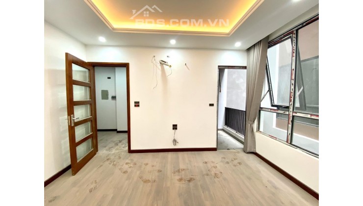 Nhà siêu đẹp,Bồ Đề,48m2,4 tầng,giá 6.15 tỷ