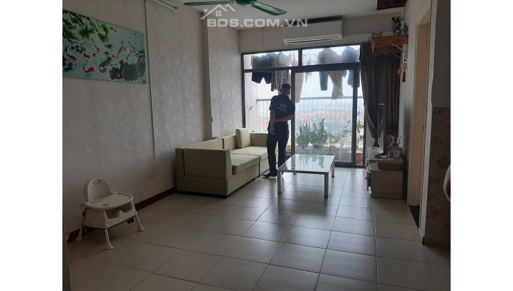 Bán căn hộ chung cư The Golden An Khánh tòa 18T1 ban công đông nam 2 ngủ 65m2 1,6x tỷ