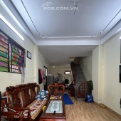 Nhà rẻ- Hiếm có khó tìm. DT: 30m x 4T dân xây kiên cố như mới, 3 mặt thoáng, giá chỉ 2.45 tỷ, TL