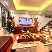 Nhà Hiếm Phố Nguyễn Khánh Toàn, Q. Cầu Giấy, Ô Tô Kinh Doanh, SĐCC, DT 49m2 5T, Mặt tiền 5m, Giá Nhỉnh 6 Tỷ.