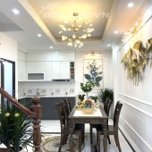 1Chính Chủ Cần Bán Nhà Ngõ 61 Phan Kế Bính  - DT 58m2 - 5 Tầng - MT 5.5m - Giá 7.35 Tỷ.